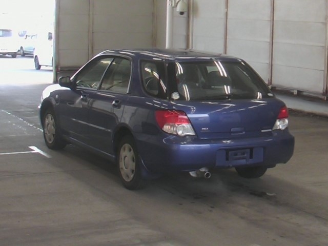 Автомобиль Subaru Impreza GG2 EJ15 2003 года в разбор