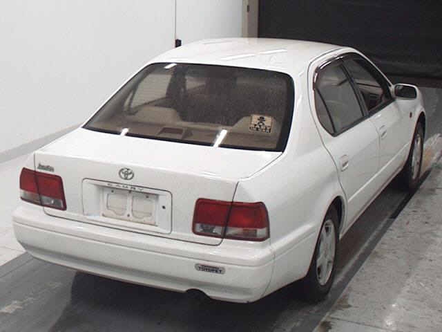 Автомобиль Toyota Camry SV40 4S-FE 1996 года в разбор