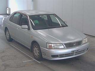 Автомобиль Nissan Bluebird HU14 SR20DE 1999 года в разбор