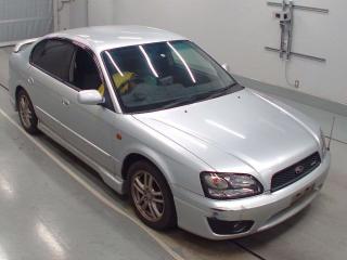 Автомобиль Subaru Legacy BE5 EJ20 2001 года в разбор