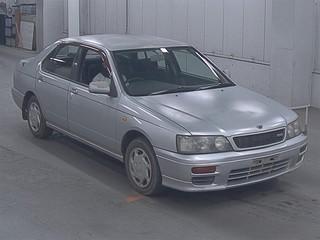Автомобиль Nissan Bluebird HU14 SR20DE 1996 года в разбор
