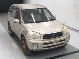 Автомобиль Toyota RAV4 ZCA26W 1ZZ-FE 2001 года в разбор