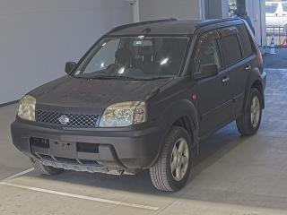 Автомобиль Nissan X-trail NT30 QR20DE 2003 года в разбор