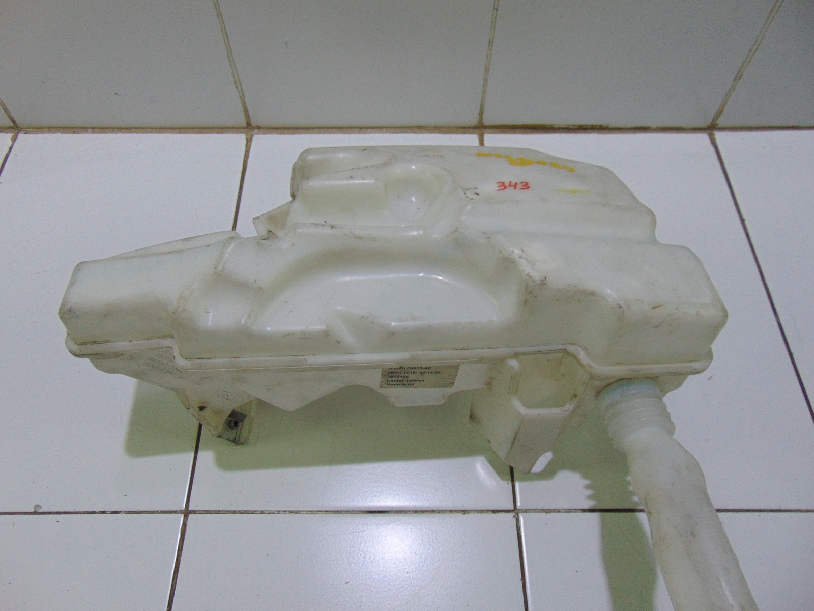 бачок омывателя BJ3217B613AE