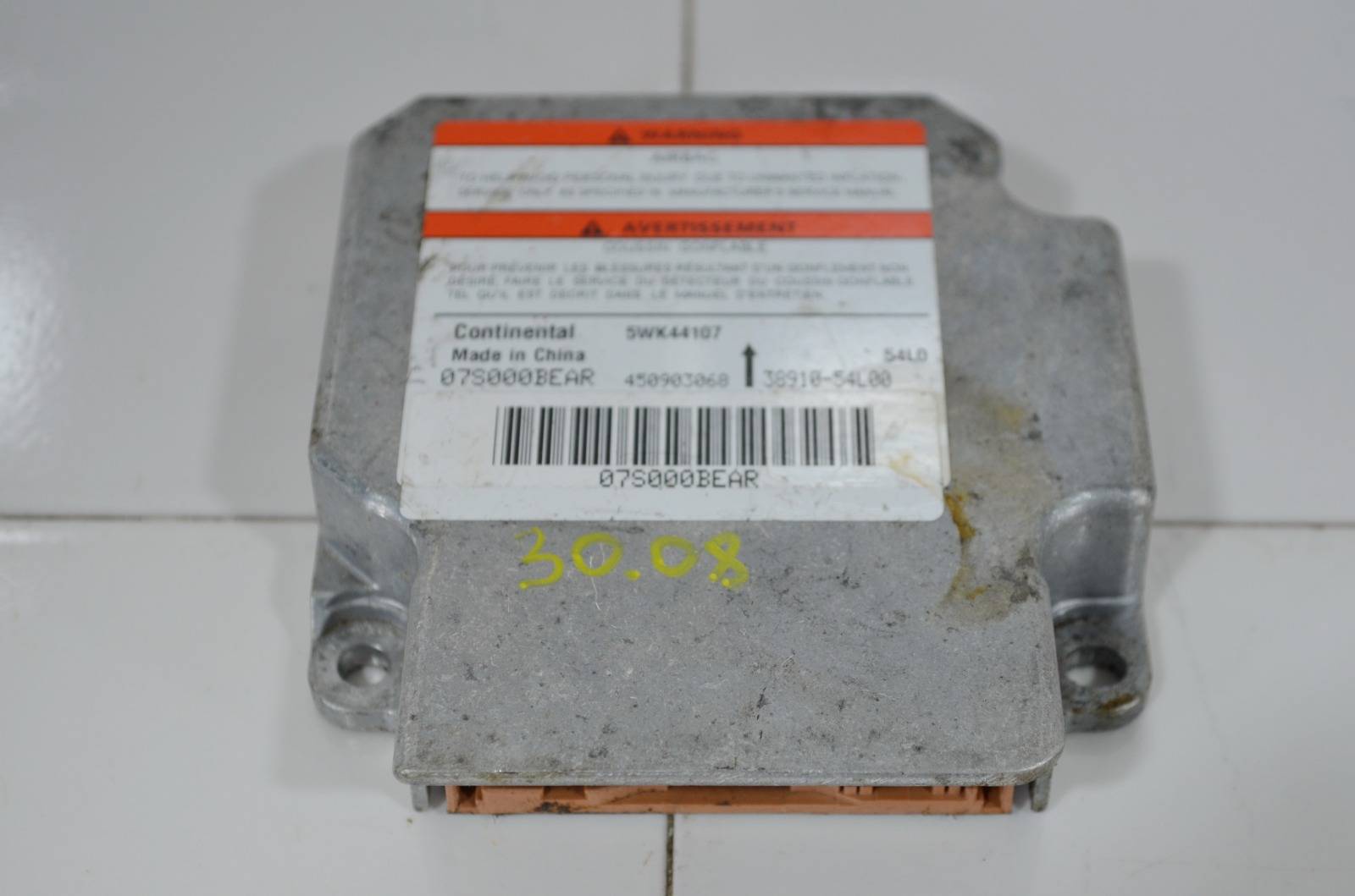 Блок управления AIR BAG 3891054L00