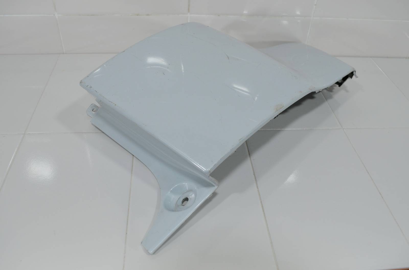 Клык бампера BJ3217926A