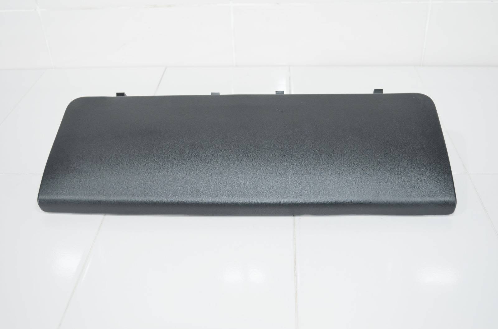 Подушка безопасности в колени LR026034