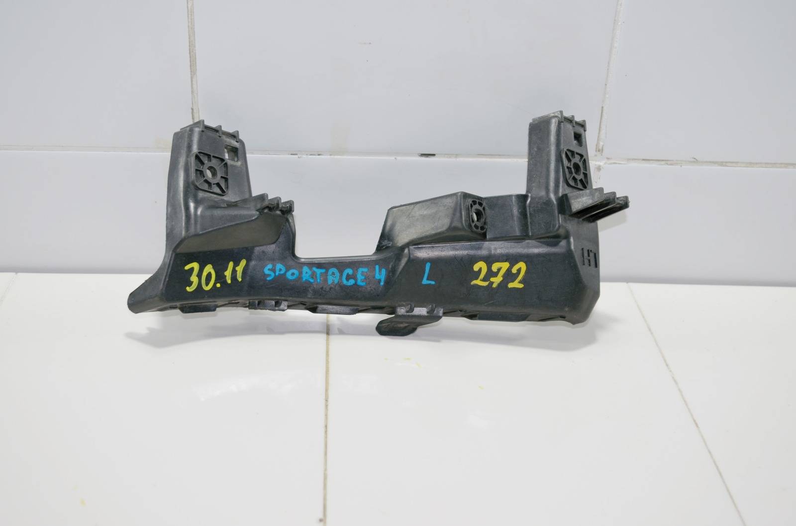 Кронштейн бампера 86551F1000