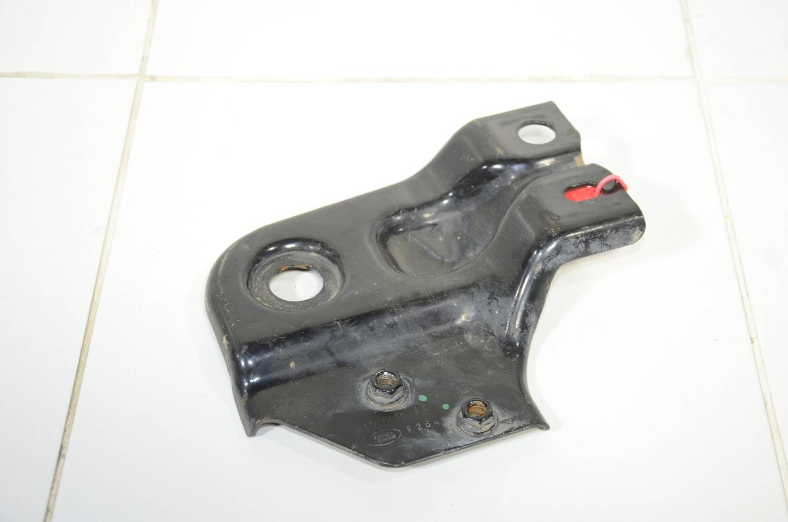 Кронштейн радиатора BJ325400AC