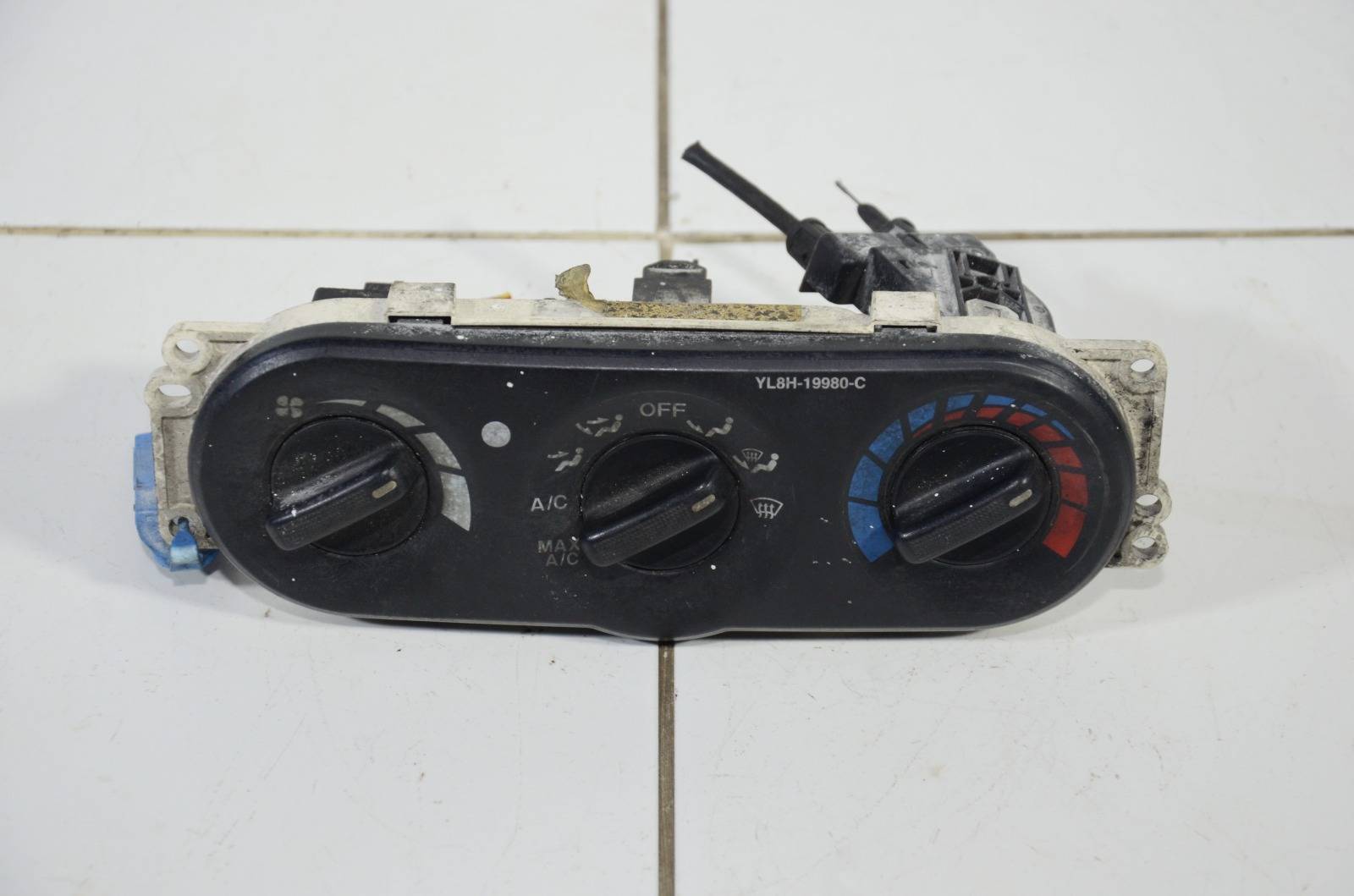 блок управления климат-контролем EC0161C04