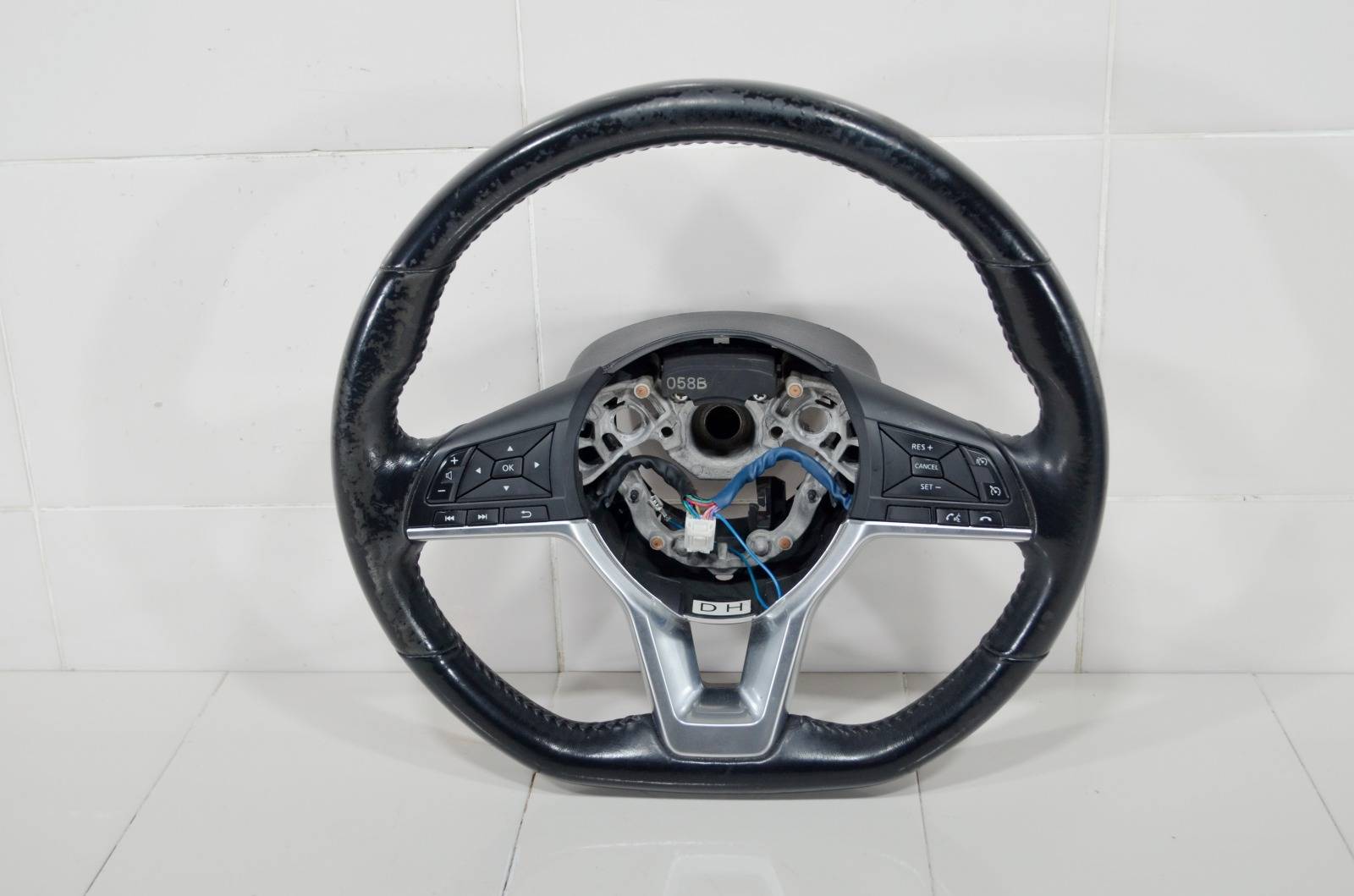 руль 48430HV01B