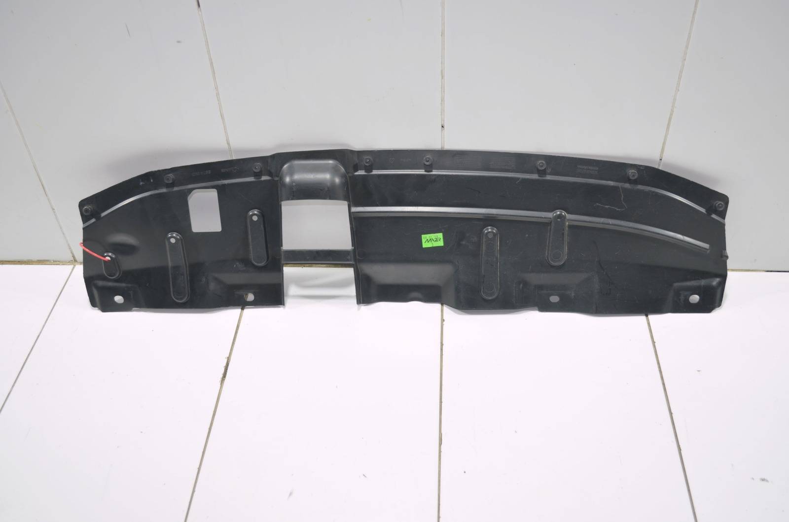 Кожух замка капота 62310HV00B