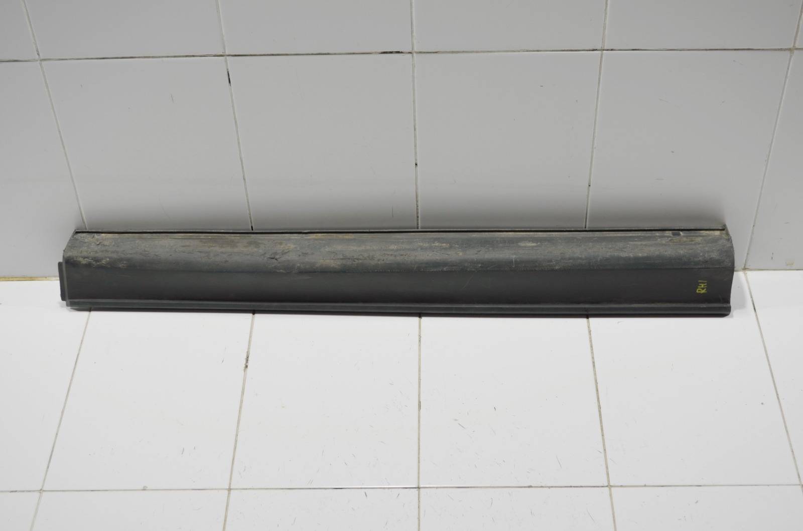 Накладка двери KB7W51RA0E