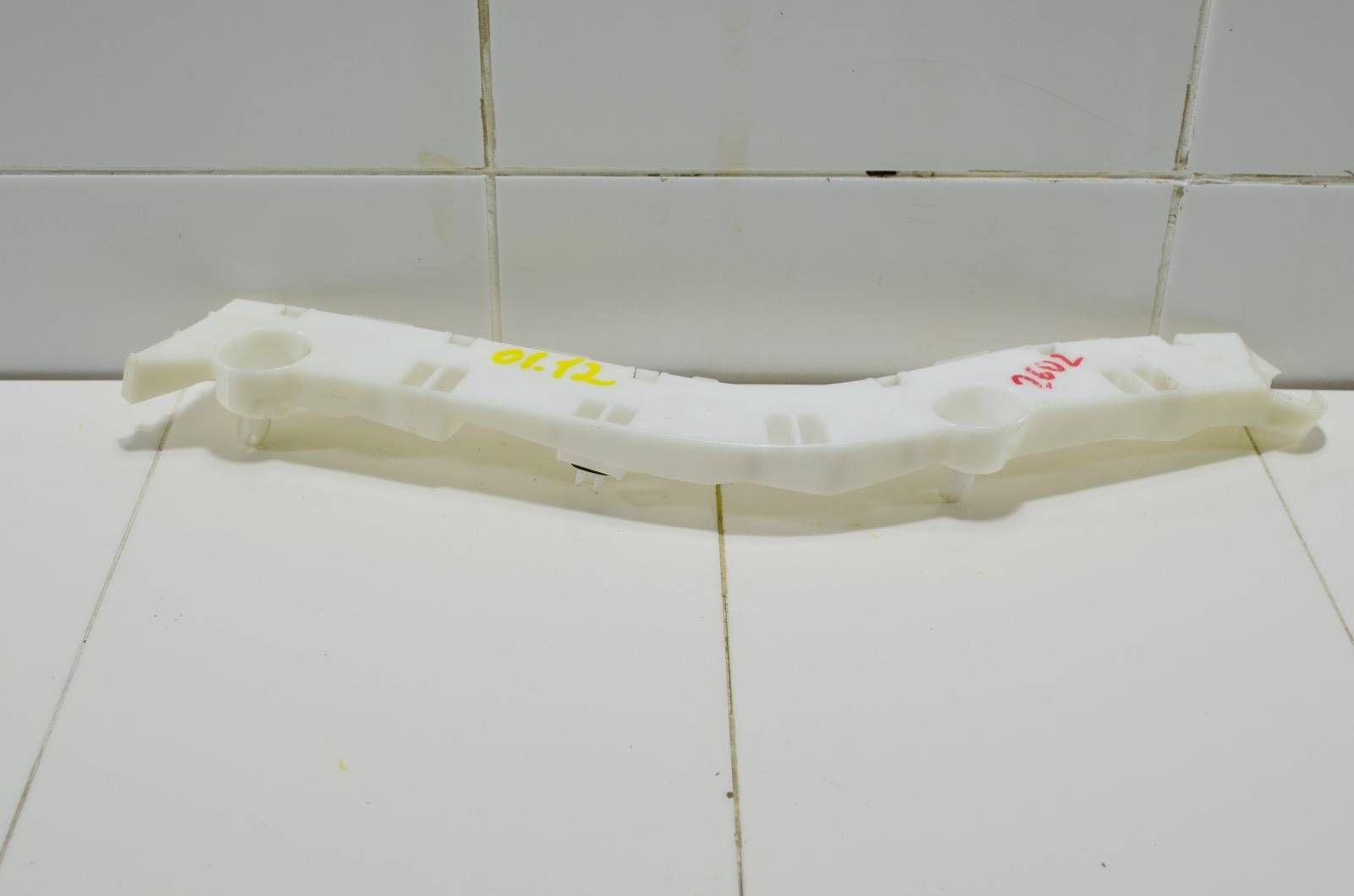 Кронштейн бампера TD11502H1C