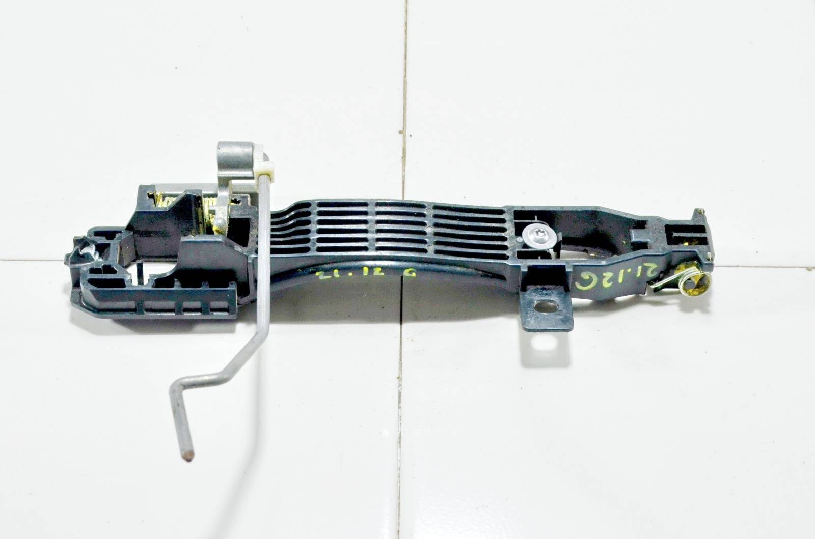 Кронштейн ручки двери TK485941XC13