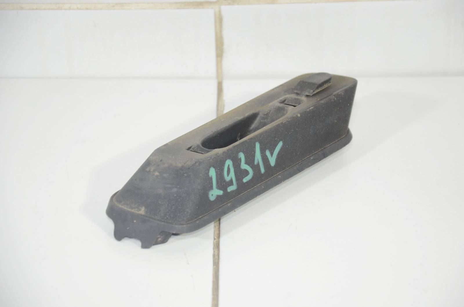 Крепление рейлинга BB5Z7855140AA