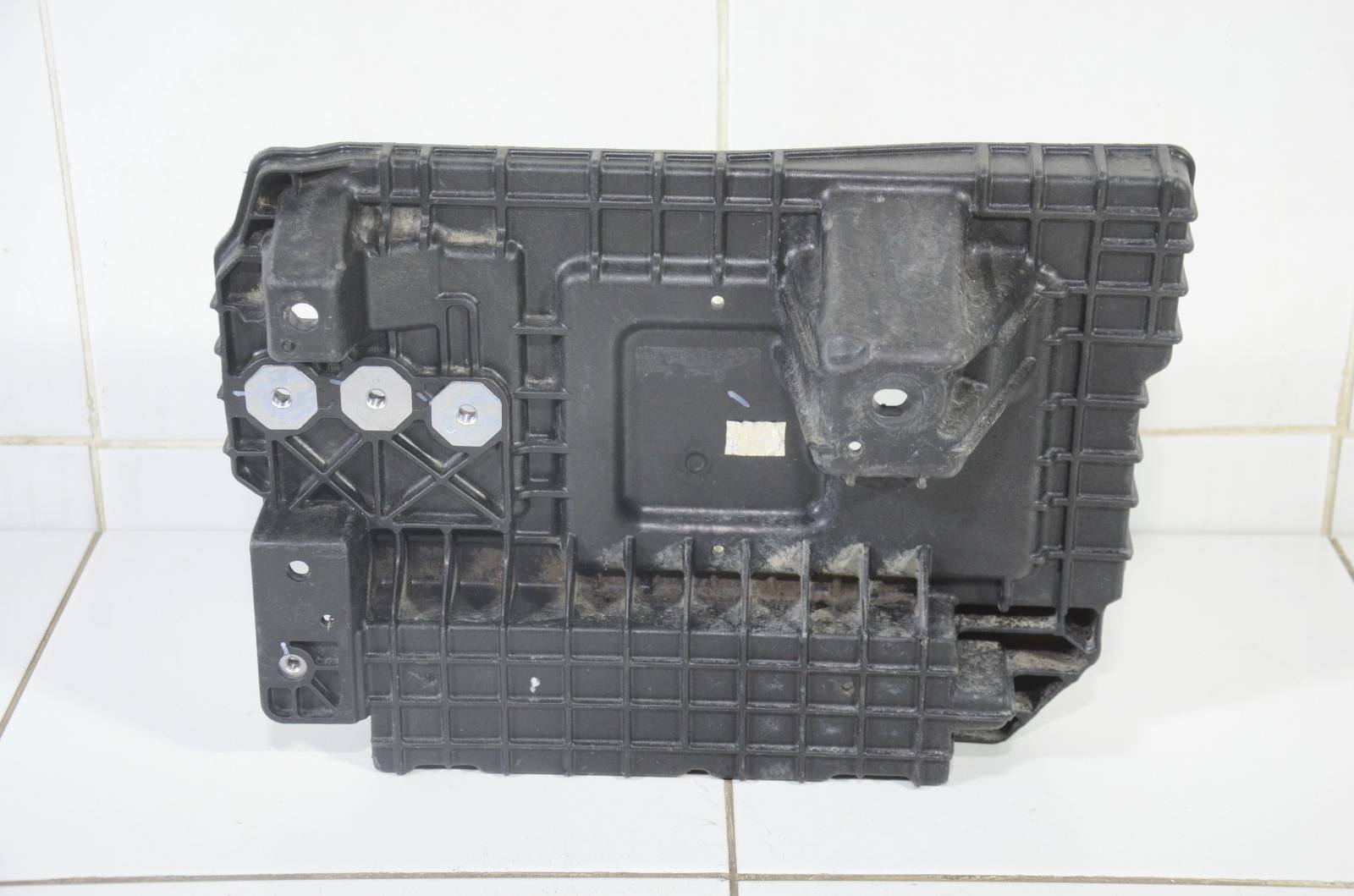 Площадка аккумулятора 37150N9000