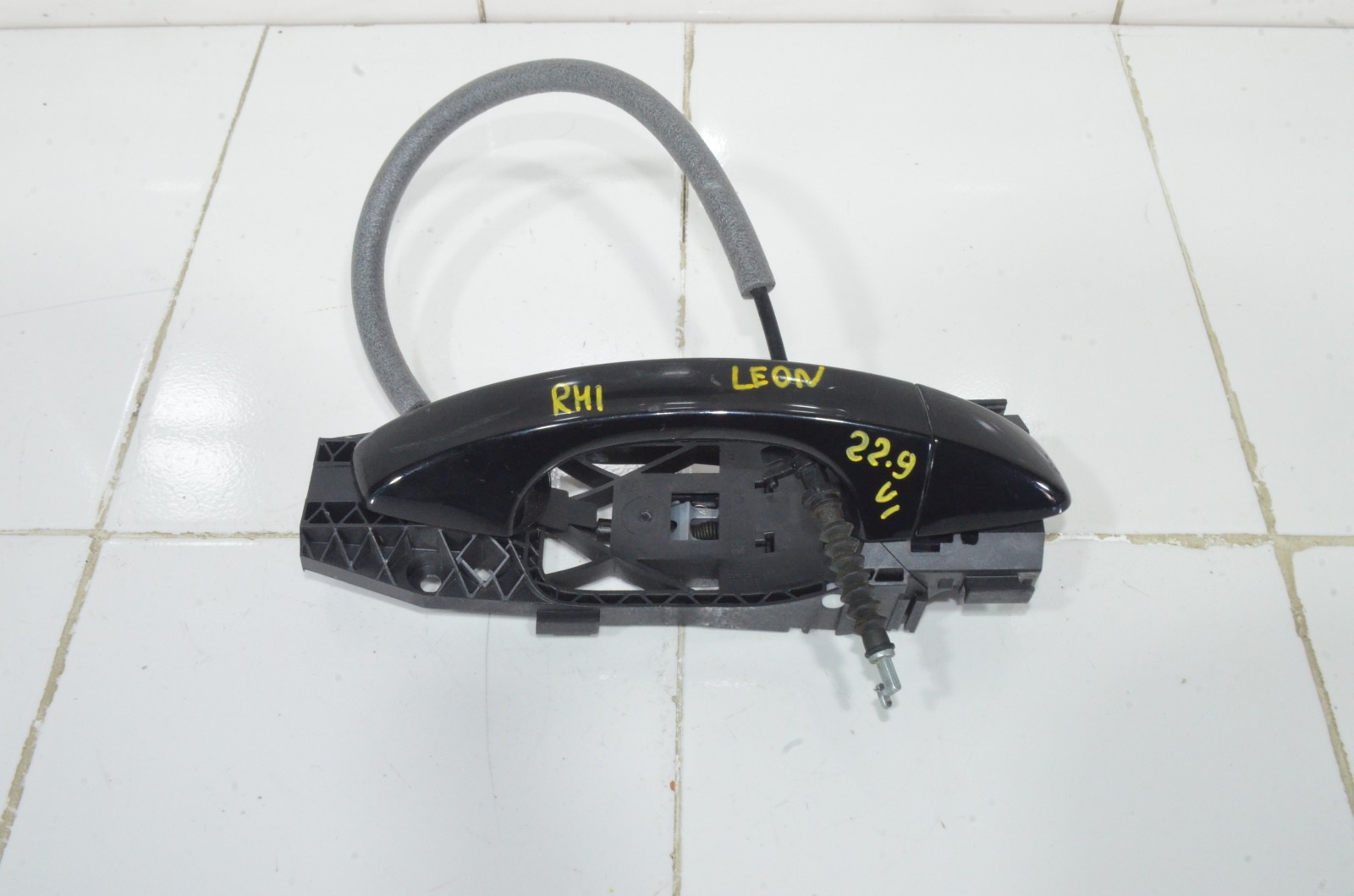 Ручка двери 5N0839885H