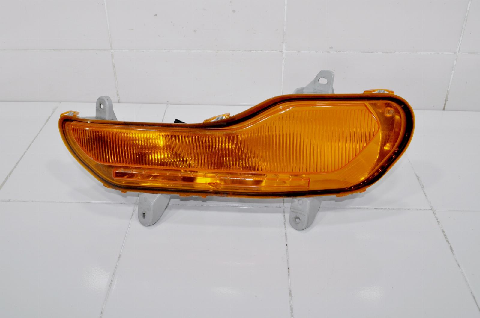 Указатель поворота CJ5Z13201B