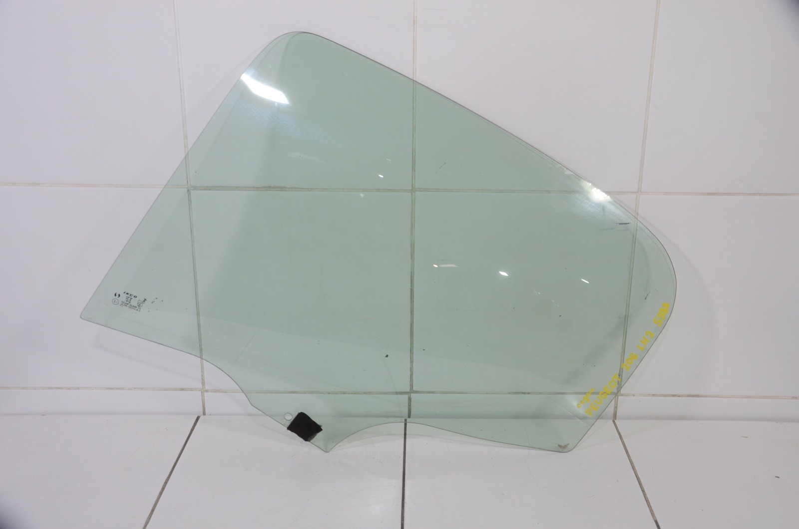 Стекло двери 9203FL