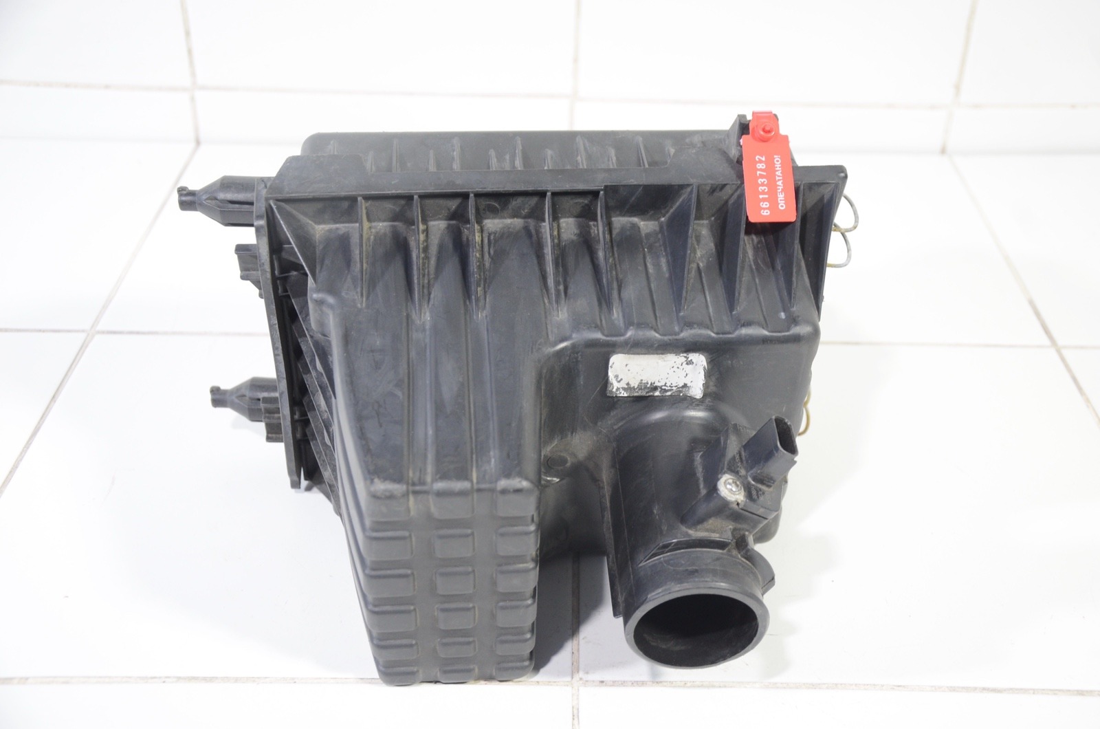 корпус воздушного фильтра 5L8Z9661AA
