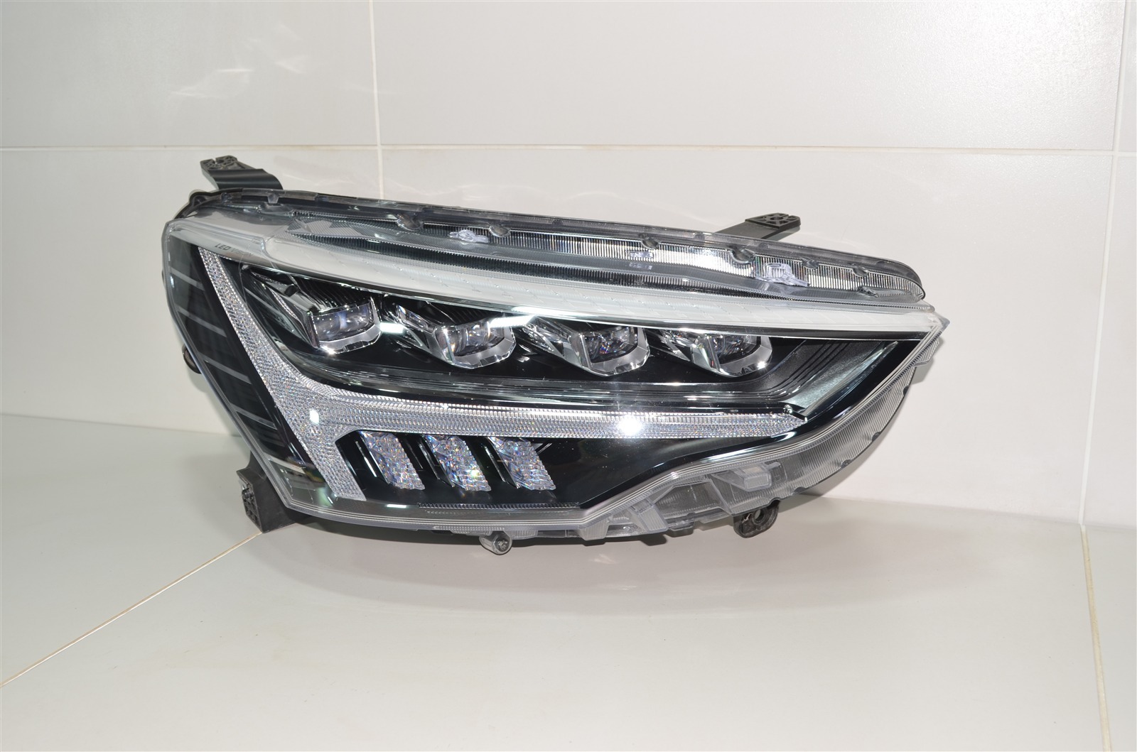 фара 4121105XST10A