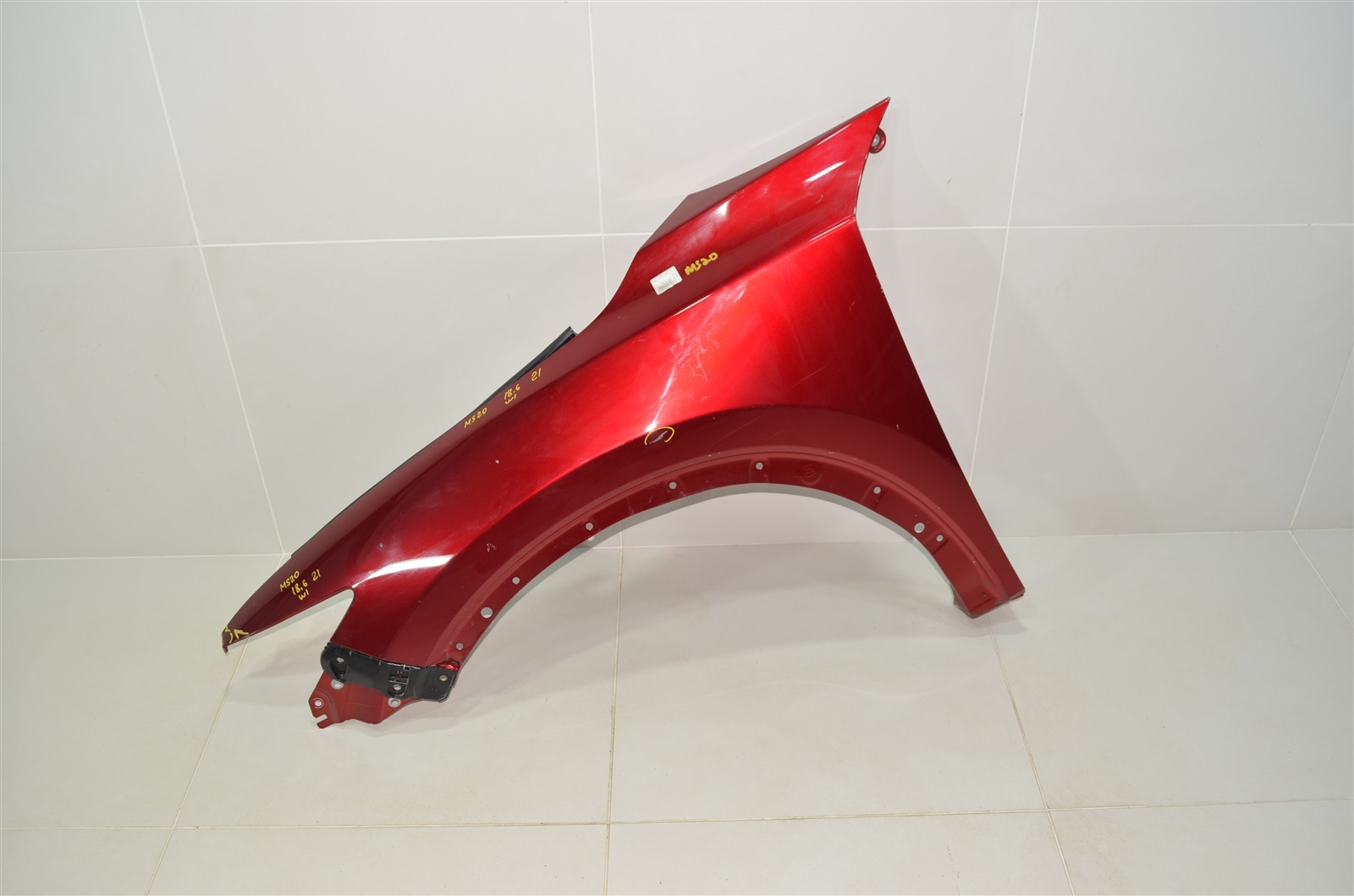 крыло KB7W52211