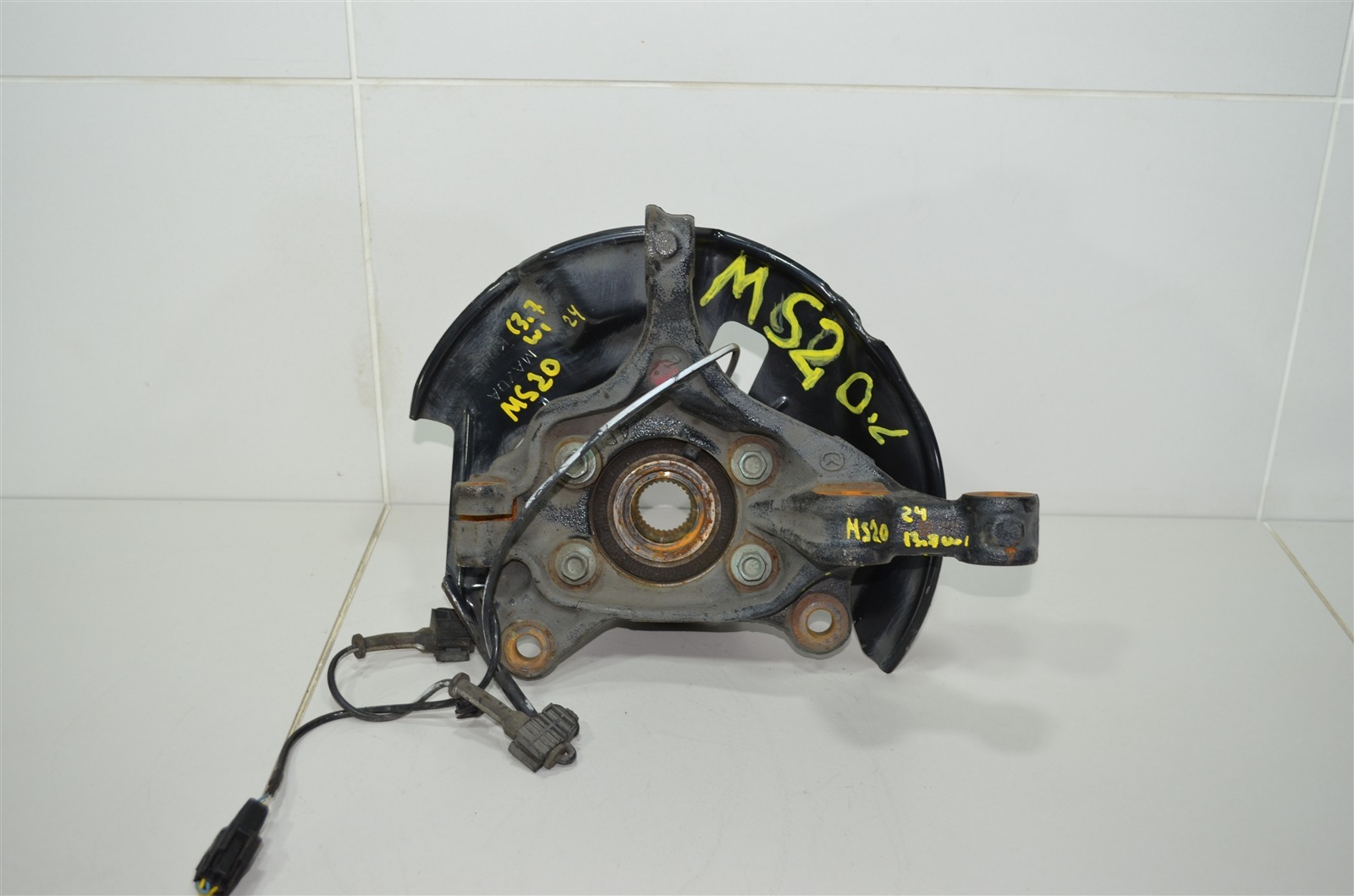 Кулак KN3L33031