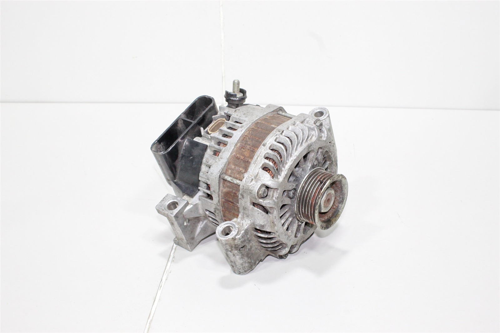 Генератор L33G18300A