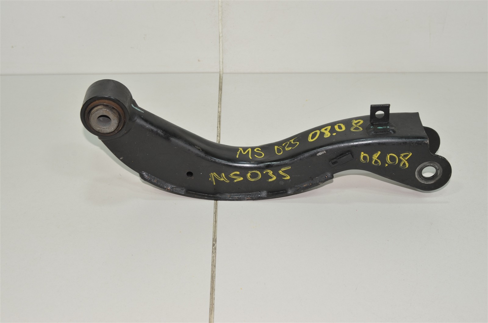 Рычаг верхний 96626419