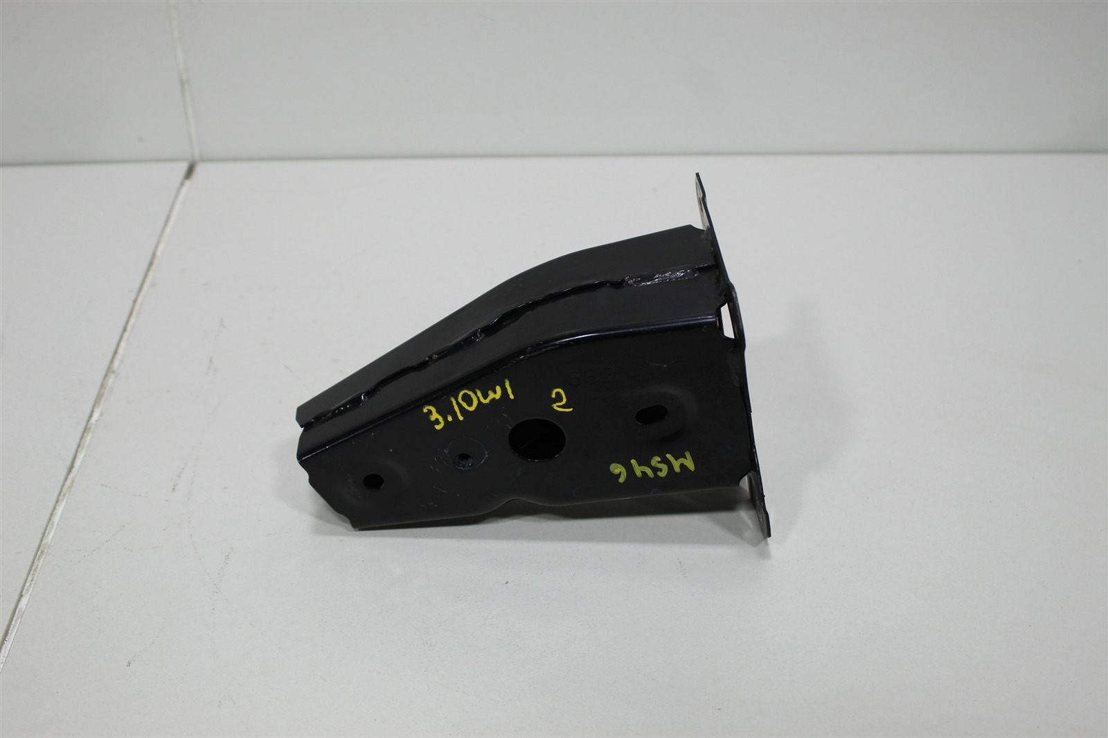 Кронштейн балки KDY03488X