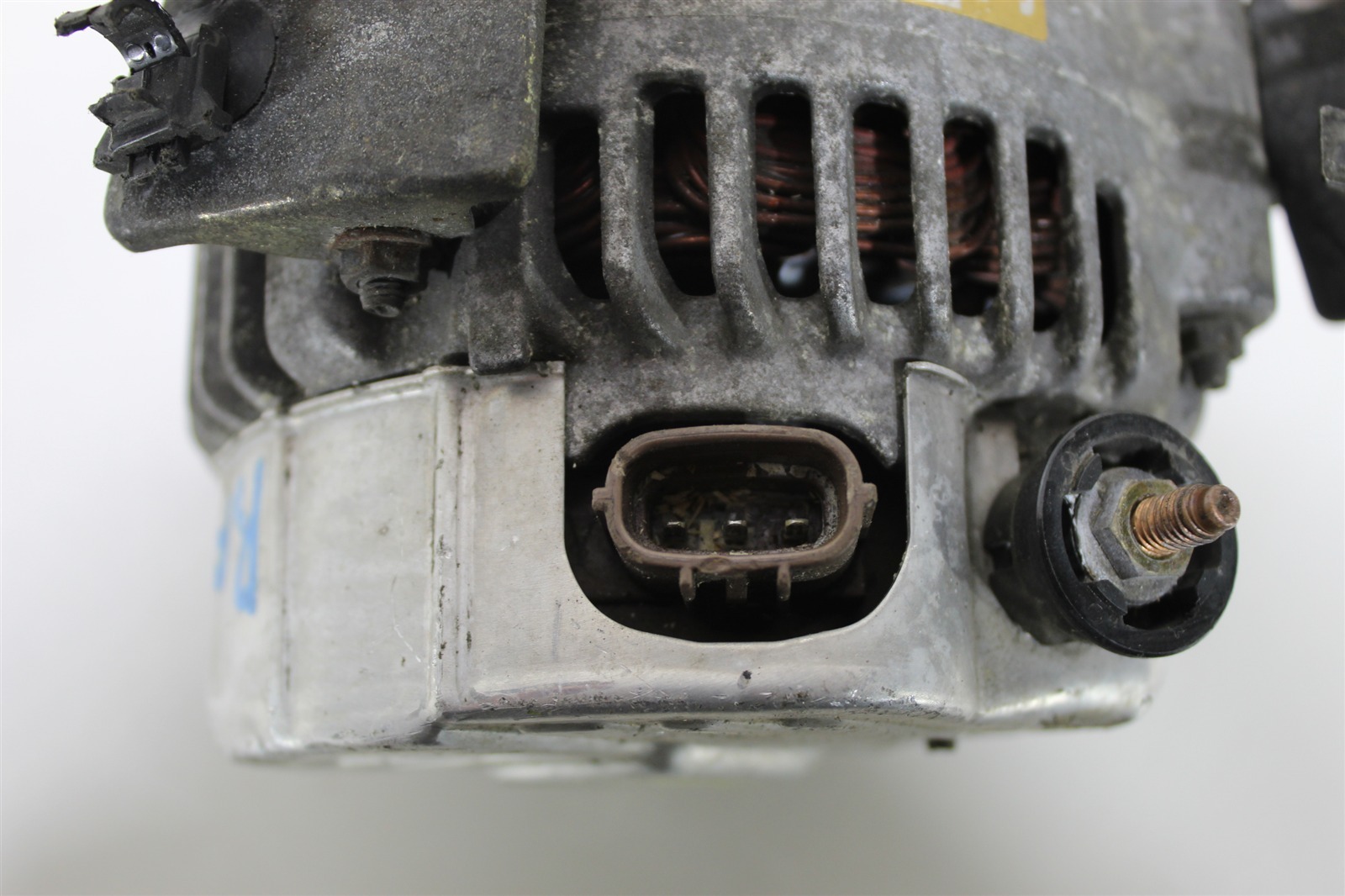 Генератор RAV 4 2000+ A20