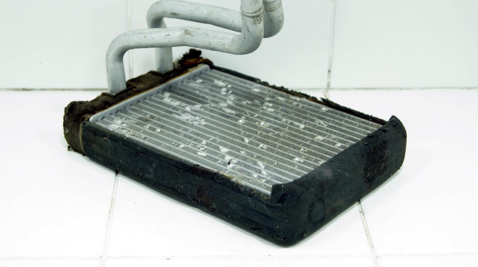Радиатор отопителя 9722738000