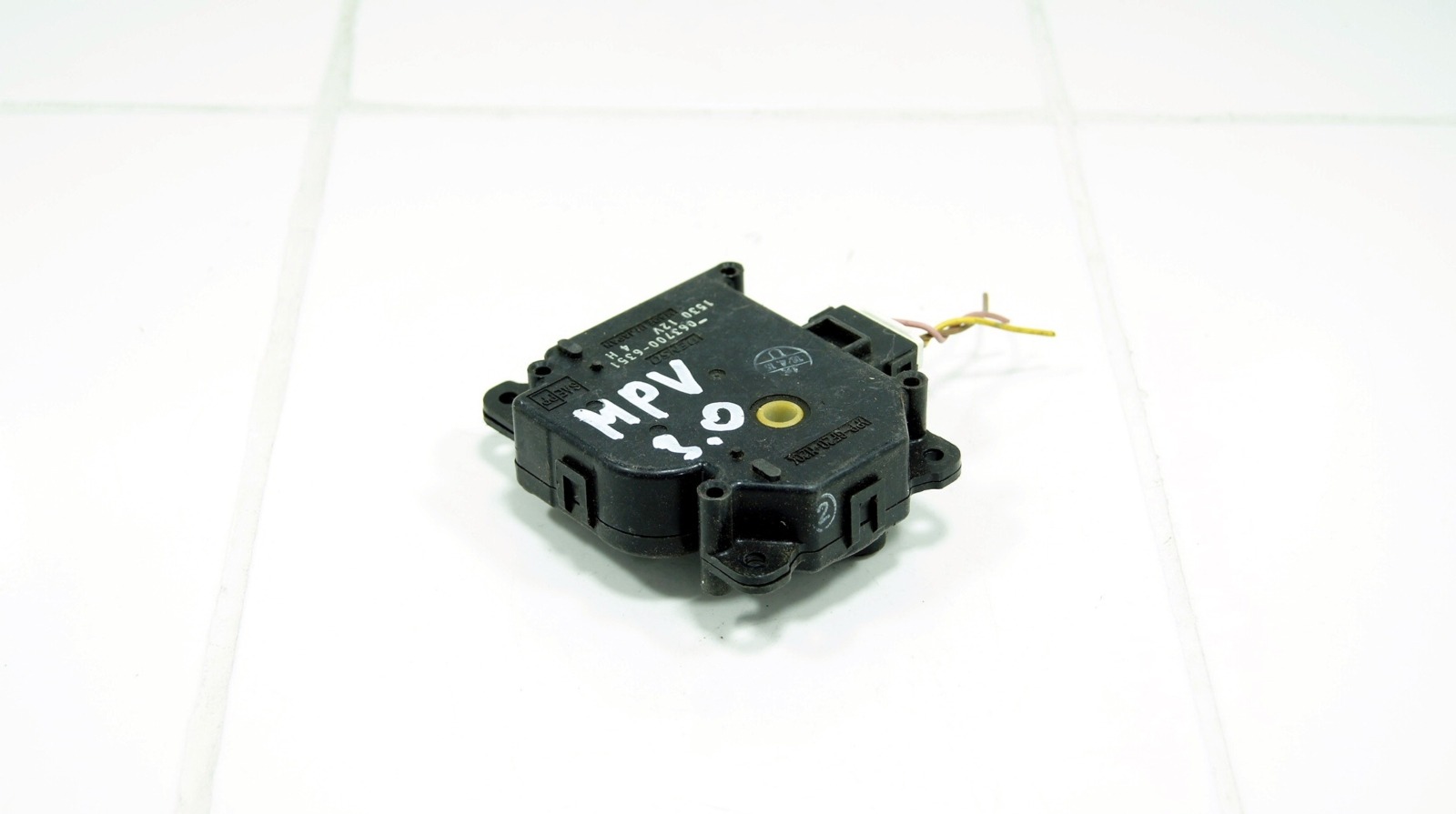 Сервопривод заслонки отопителя LC7061B60