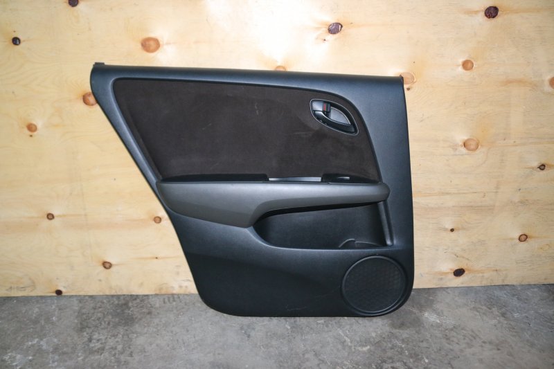 Обшивка двери Honda Stream RN6 R18A 2007 задняя левая (б/у)