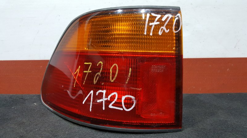 Задний фонарь Honda Orthia EL1 задний левый 043-2204 Трещина (см. фото). (б/у)