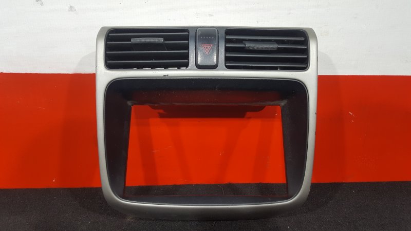 Рамка магнитолы Honda Cr-V RD5 K20A 2004 (б/у)