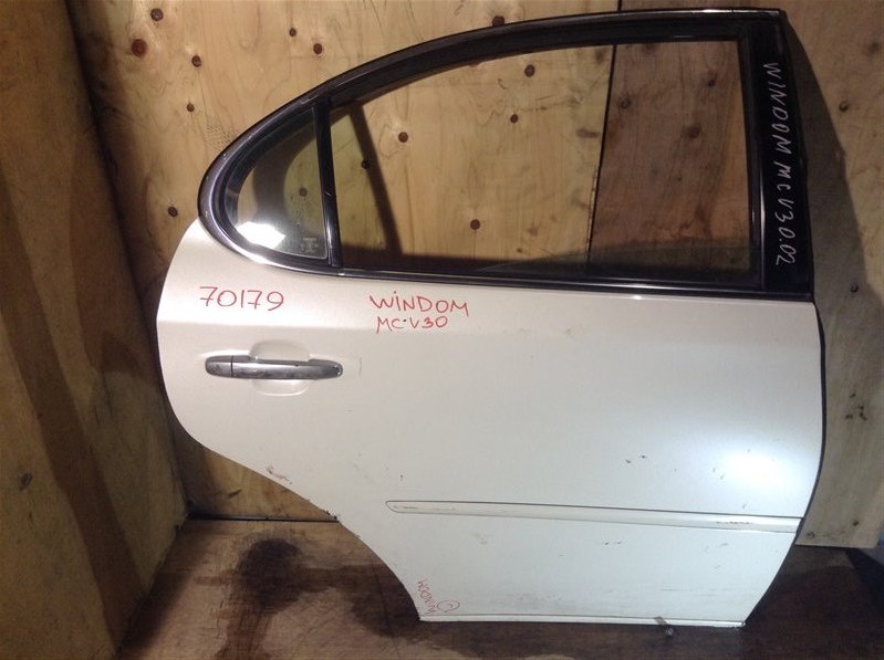 Дверь боковая Toyota Windom MCV30 1MZ 2002 задняя правая 70179 (+20.05.20) 8В.[T] (б/у)