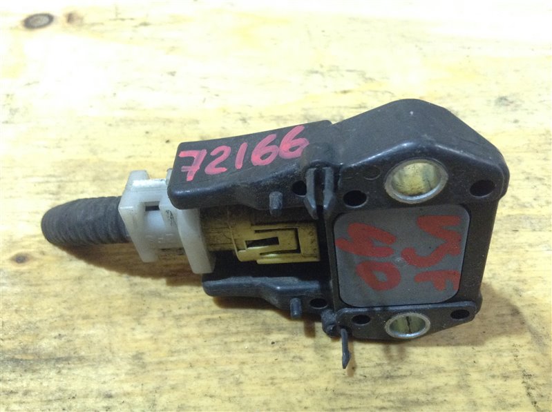Датчик airbag Lexus Ls460 USF40 1UR 2007 72166 (б/у)