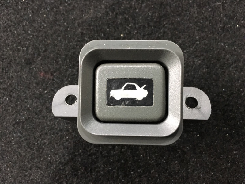 Кнопка открывания багажника Honda Cr-V RD1 B20B 1996 (б/у)