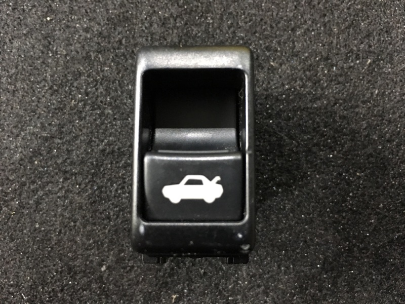 Кнопка открывания багажника Nissan Teana J32 VQ25 2008 (б/у)