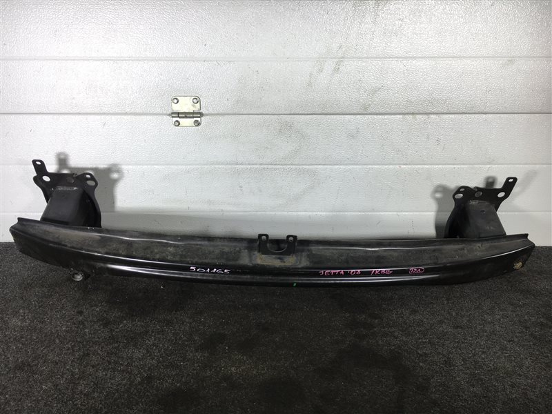 Жесткость бампера Volkswagen Jetta 1K2 BLG 2008 501165 (б/у)