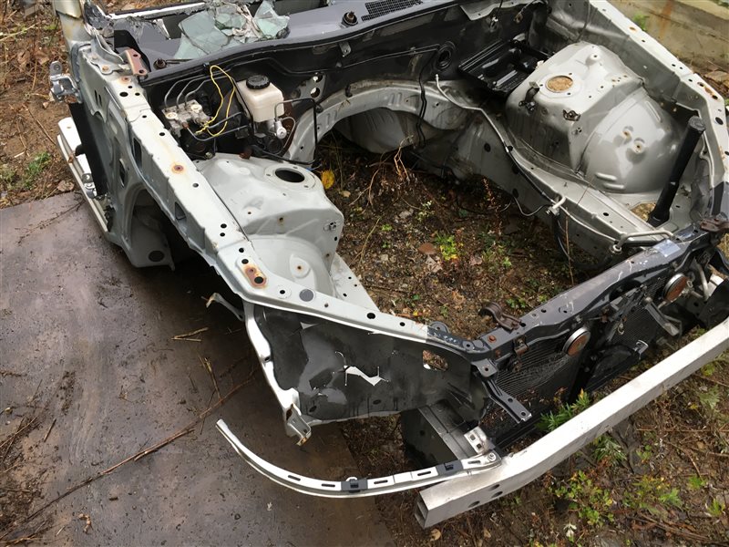 Рамка радиатора Toyota Mark Ii GX110 501285 (б/у)