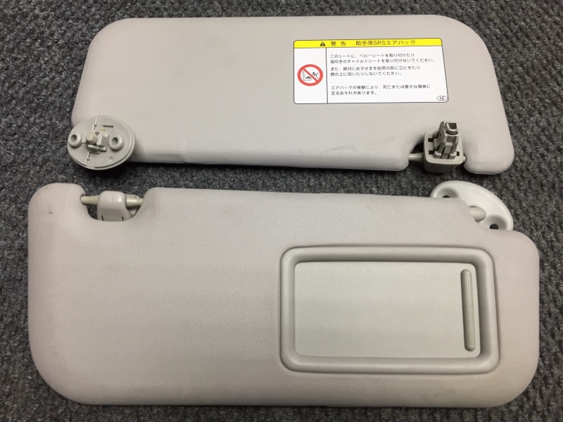 Козырек солнцезащитный Toyota Aqua NHP10 1NZ-FXE 2012 Продаются парой. (б/у)