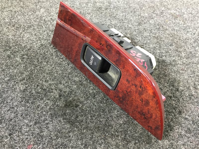 Кнопка стеклоподъемника Lexus Is250 GSE25 4GR 2007 502764 (б/у)