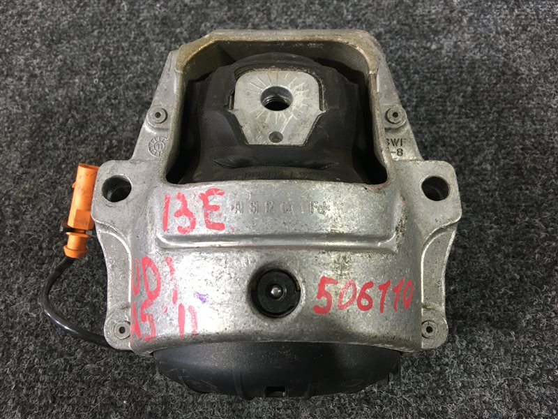 Подушка двигателя Audi A5 8TA CDN 2011 506110 (б/у)