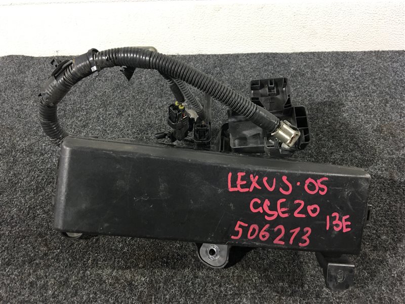 Блок предохранителей Lexus Is250 GSE20 4GR 2005 506213 (б/у)