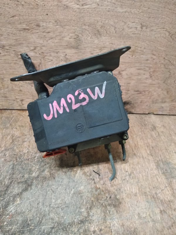 Блок abs Suzuki Jimny JB23W K6AT 2000 (б/у)