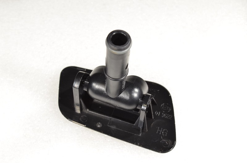 Крышка омывателя фар передняя левая I40