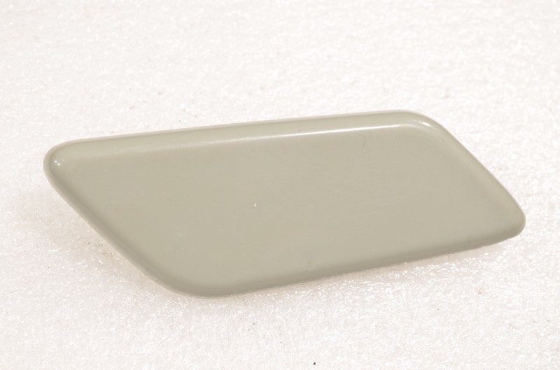 Крышка омывателя фар передняя правая TOYOTA LAND CRUISER PRADO 150 I REST 8520860160 новая